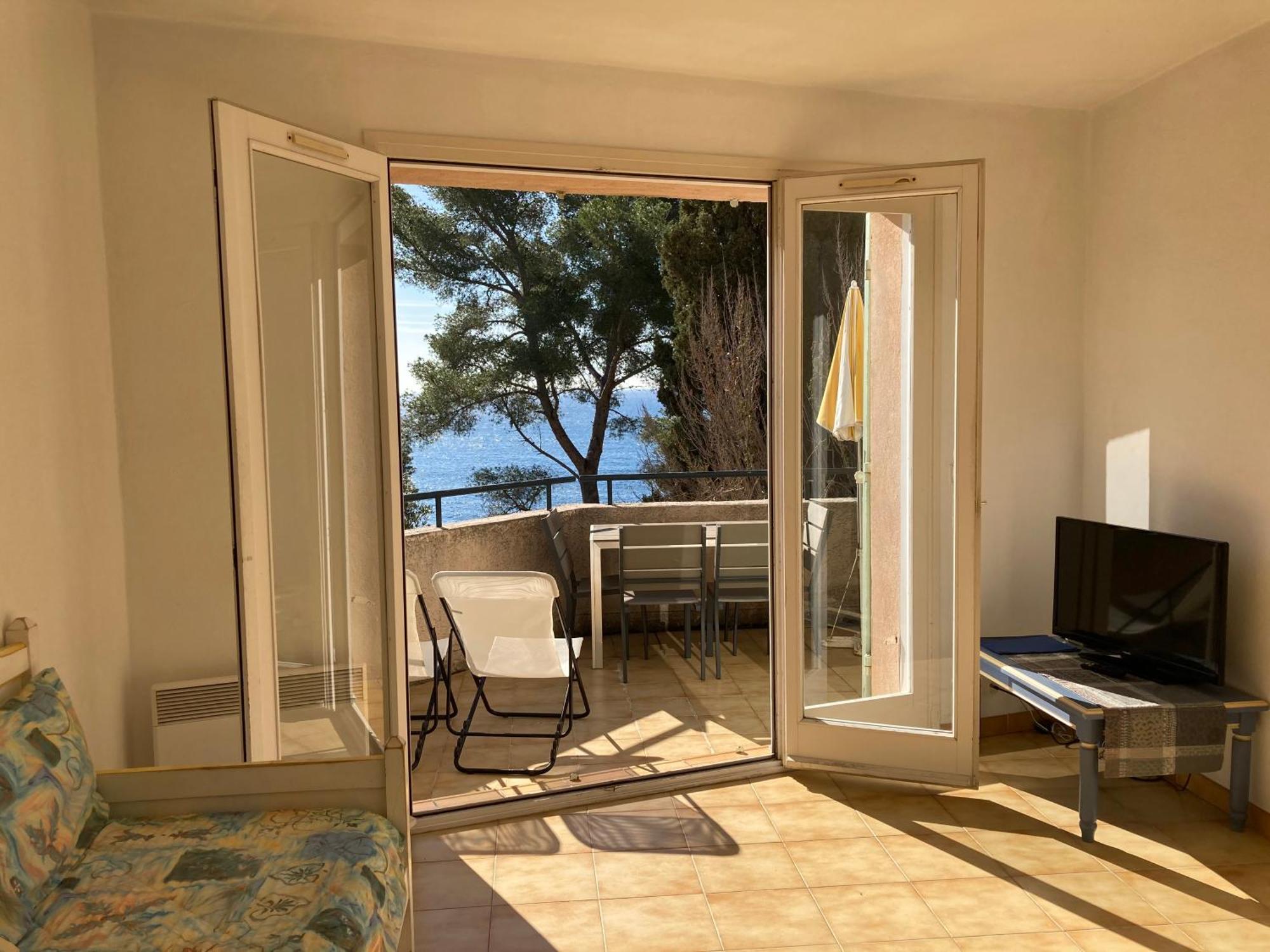 Hotel Provencal Hyeres Exterior photo